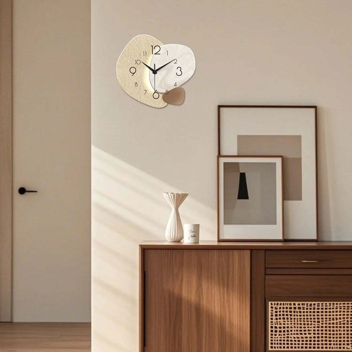Modern Minimalist Silent Quartz Wall Clock for Home
